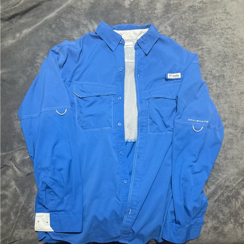 Columbia Men's Blue Fishing Button Down